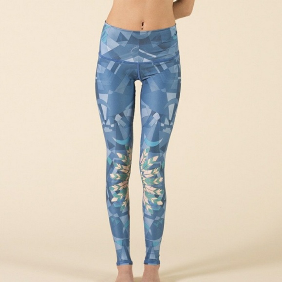 ❎SOLD❎Teeki yoga leggings - Picture 6 of 6